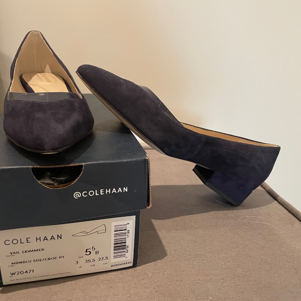 Cole Haan Navy Skimmer Size 5.5